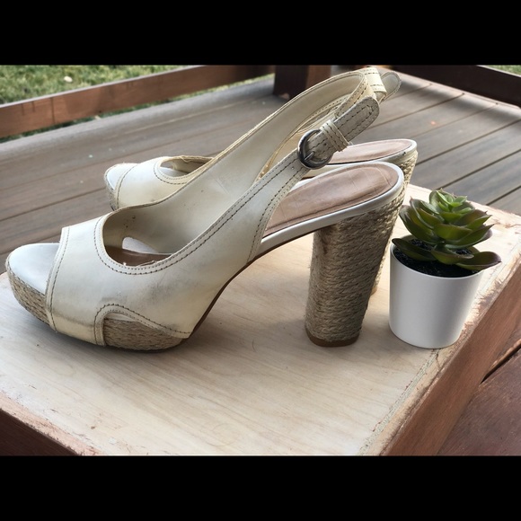 Two pairs sz 9 Gianni Bini heels - Picture 8 of 8